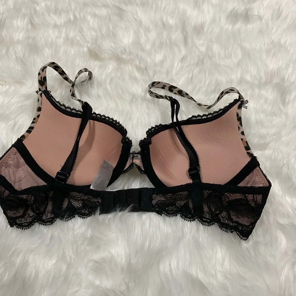 90s Victoria's Secret Leopard and Black Bra Set